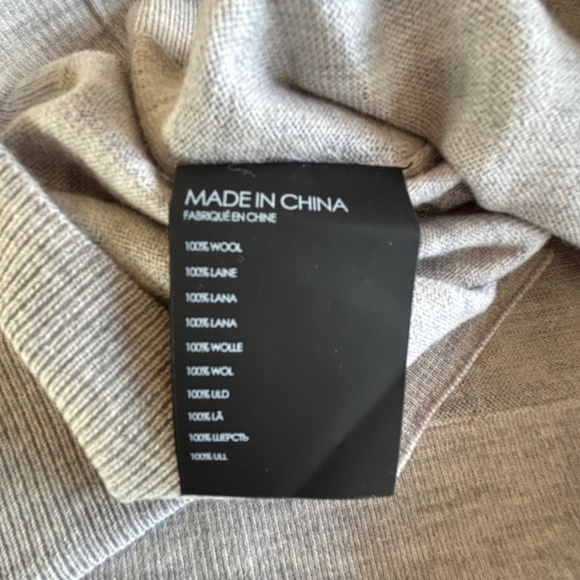 Club Monaco Zaydie 100% wool v-neck colour block sleeves sweater size L - Picture 8 of 12